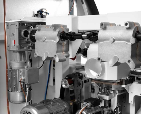Futura Woodmac innovation, 4 sided planer moulders P.Max: drive gearboxes Futura Woodmac innovation, 4 sided planer moulders P.Max: drive gearboxes
