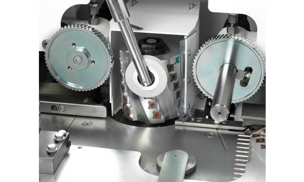 Coussin d'air et nébulisation, Moulurières Corroyeuses Futura Woodmac